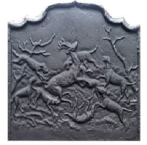 A matilha em um cervo